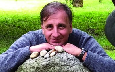 “La literatura ayuda a soportar la vida frente a la monotonía”